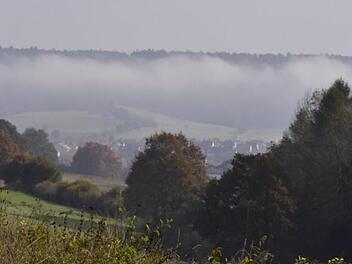 Reckendorf im Nebelschleier. Foto: inFrankenPix-Nutzer "HG&ouml;tz"