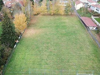 Die Steingrund-Arena des SV Dittlofsroda von oben. Foto: sfs