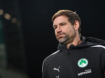 Katastrophen-Bilanz: Kleeblatt trennt sich kurz vor Derby von Trainer Katastrophen-Bilanz: Kleeblatt trennt sich kurz vor Derby von Trainer