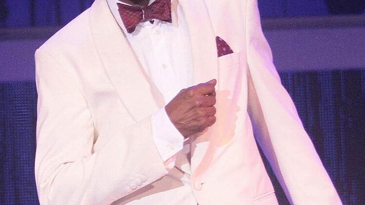 Er ist Mr. Music: Dennis Legree alias Tito Suarez