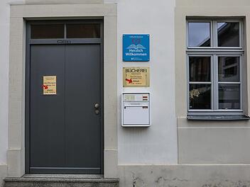 Die Bücherei in der Wunderburg ist die älteste öffentliche Bibliothek Bambergs. Sie wurde 1950 eröffnet und im Jahr 1972 als Zweigstelle der Stadtbücherei angegliedert. Die Finanzverwaltung schlug vor, sie zu schließen, um beim Verwaltungshaushalt zu sparen.Barbara Herbst