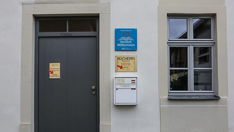Die Bücherei in der Wunderburg ist die älteste öffentliche Bibliothek Bambergs. Sie wurde 1950 eröffnet und im Jahr 1972 als Zweigstelle der Stadtbücherei angegliedert. Die Finanzverwaltung schlug vor, sie zu schließen, um beim Verwaltungshaushalt zu sparen.Barbara Herbst