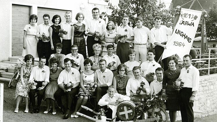 Ein historissches Foto von der Kerwa im Kulmbacher Ortsteil Burghaig.   Foto: privat