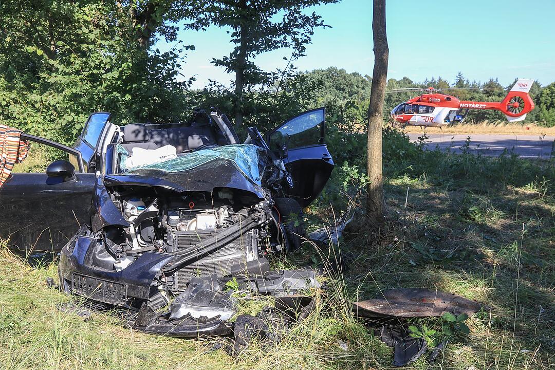 Schwerer Unfall im Kreis Bamberg - Kollision nahe Bischberg