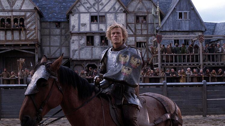 William (Heath Ledger) tr&auml;umt davon, ein Ritter zu sein.