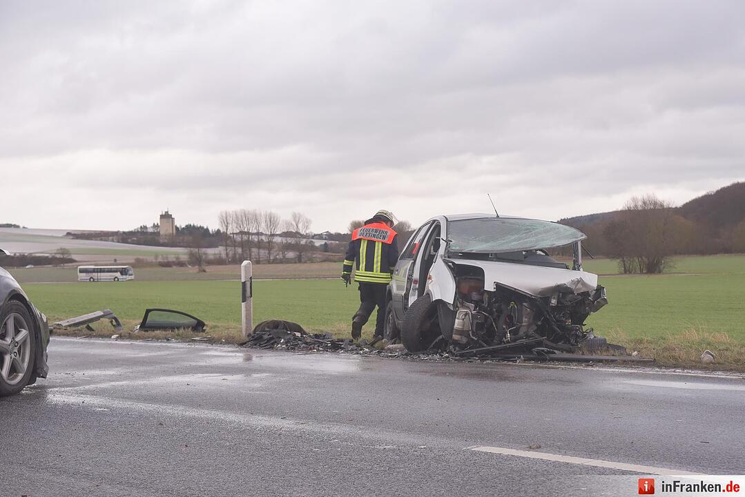 Tödlicher Verkehrsunfall auf B8 Richtung Würzburg