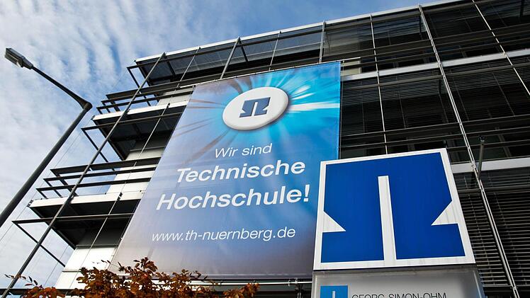 Studenten der Hochschule Nürnberg sollen für den Ortskern von Effeltrich Gestaltungsideen erarbeiten. Foto: Daniel Karmann/dpa