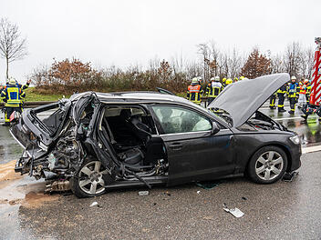 "Einsatzgeschehen, die man Gott sei Dank nicht allzu oft erlebt": Zwölf zum Teil schwer Verletzte bei Unfällen auf der A73 "Einsatzgeschehen, die man Gott sei Dank nicht allzu oft erlebt": Zwölf zum Teil schwer Verletzte bei Unfällen auf der A73
