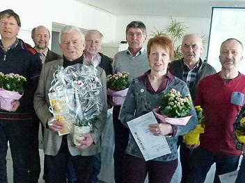 Ehrungen langjähriger Mitglieder beim OGV Scheuerfeld  Foto: Lothar Weidner