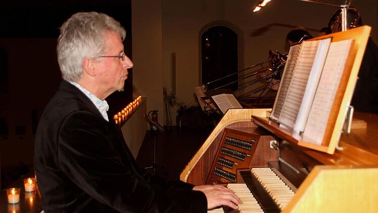 Ein Meister seines Faches ist Organist Tjeu Zeijen.  Fotos: Günther Geiling
