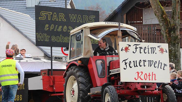 Faschingszug in Steinach. Foto: Benedikt Borst