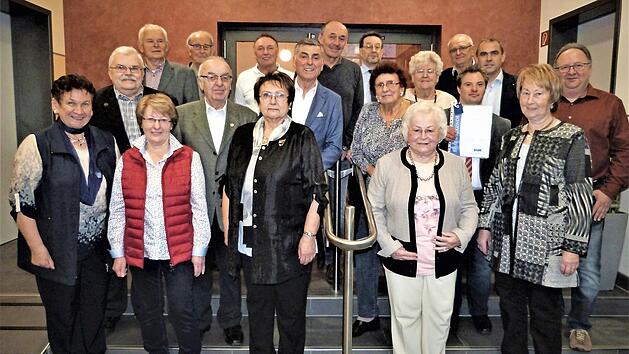 Ehrungen von langjährigen Mitgliedern standen im VdK-Ortsverband Neuenmarkt-Hegnabrunn an. Foto: Werner Reißaus