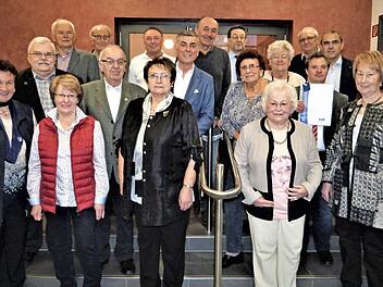 Ehrungen von langjährigen Mitgliedern standen im VdK-Ortsverband Neuenmarkt-Hegnabrunn an. Foto: Werner Reißaus