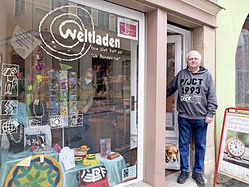 Thomas Brunecker appelliert an die Coburger, auch an die Produzenten von fair gehandelten Lebensmitteln zu denken. In vielen Ländern sind Existenzen bedroht.