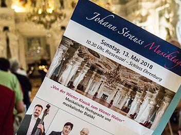 Unter dem Motto "Von der Wiener Klassik zum Wiener Walzer" stand das Abschlusskonzert der Coburger Johann Strauss Musiktage im Riesensaal der Ehrenburg.Foto: Jochen Berger