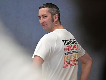 Konzert des S&auml;ngers Heino aus Solidarit&auml;t mit Feuerwehrmann