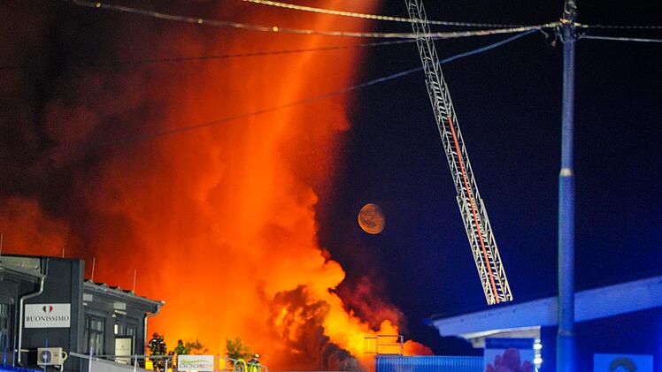 Gro&szlig;brand in Stuttgart