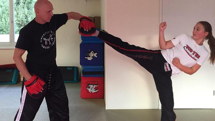 So gut wie jeden Tag ist intensives Training für Johanna Zeitler mit ihrem Coach Jürgen Schorn angesagt, um sich bei der Europameisterschaft Anfang September in Skopje in Bestform zu präsentieren und einen der Podiumsplätze zu erreichen.