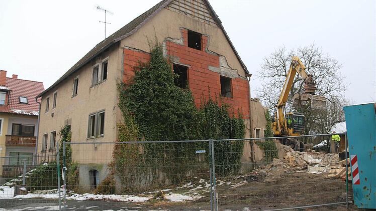 Abriss des "Stern" in Schwärzelbach  Foto: Gerd Schaar