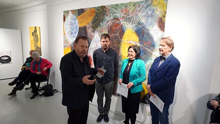 Manfred Braun (von links) stellt die Künstler Mihau Pollak, Pia Morgenthum und Reinhard Bienert vor. Richard Sänger