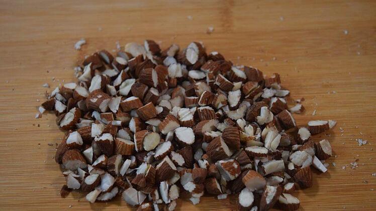 nuesse-fuer-lebkuchen-granola