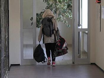 Das Landratsamt in Höchstadt ist Anlaufstelle für viele Flüchtlinge.  Foto: Sarah Dann