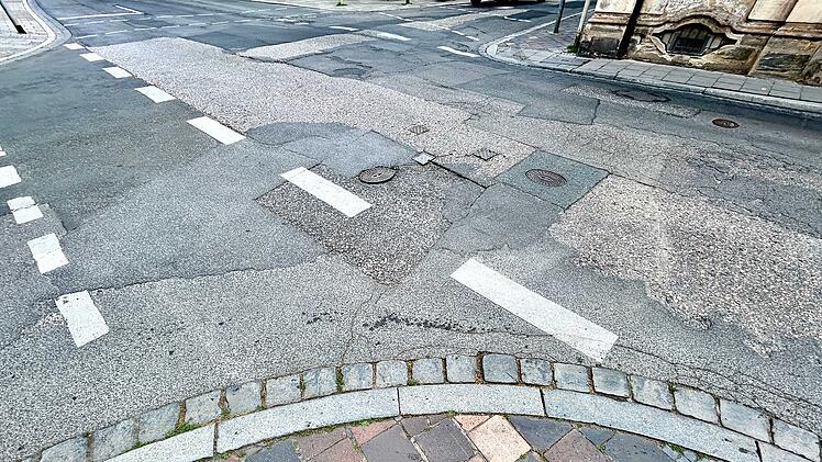 Bamberg: Sechsw&ouml;chige Stra&szlig;en-Vollsperrung mit "massiven Auswirkungen" angek&uuml;ndigt
