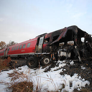Tagbilder: Zugunglück in der Oberpfalz