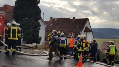 Über 60 Feuerwehrleute waren bei einem Brand in  Bad Bocklet am Mittwochnachmittag im Einsatz.Alexander Marx
