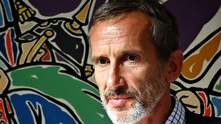 "Augenblick des Glücks" ist der Titel einer großen Ausstellung mit Werken von Moritz Götze im Kunstverein Coburg. Zur Eröffnung sprach Jörk Rothamel.Foto: Jochen Berger