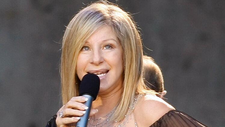 Barbra Streisand ist die einzige Künstlerin, die Oscars als beste Hauptdarstellerin und beste Komponistin bekam. Foto: dpa