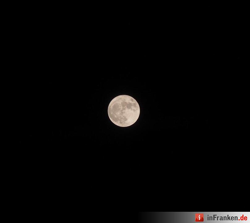 Supermond: Die besten Bilder aus Franken und der Welt