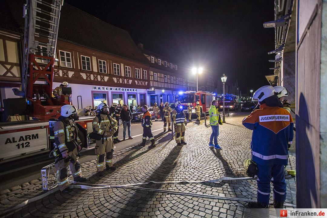 Brandgeruch sorgt für Feuerwehreinsatz in Haßfurter Innenstadt