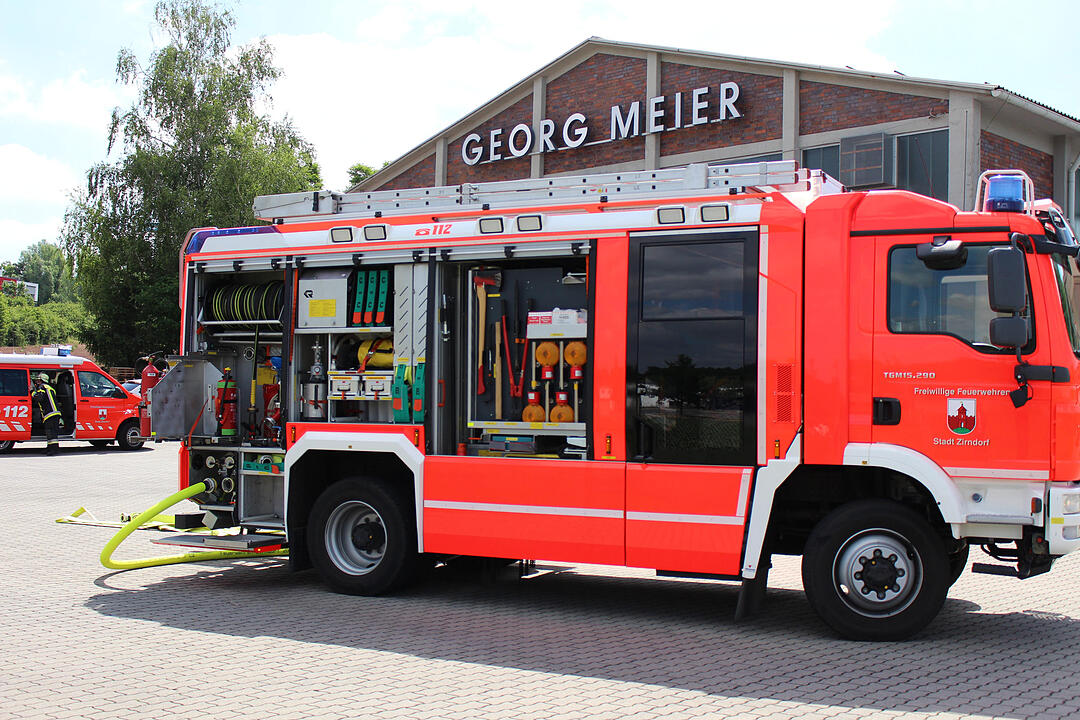 Feuer auf Fabrikgelände in Zirndorf