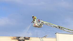 Brand in Lagerhalle in Bamberg