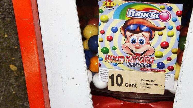 Verführend: Bunte Bubblegums in Leutenbach. Foto: Josef Hofbauer