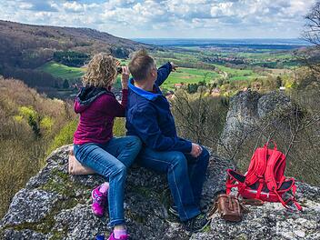 Blick vom Eulenstein bei Tiefenellern Foto: Tourist-Info Fränkische Toskana
