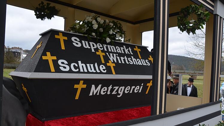 Eindrücke vom Steinacher Faschingszug. Foto: Peter Rauch