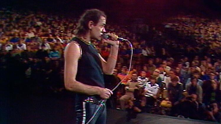 Udo Lindenberg trat am 25. Oktober 1983 im Palast der Republik im Rahmen des FDJ-Konzerts "Rock f&uuml;r den Frieden" mit seinem Panikorchester auf - ein Vorbote der deutschen Einheit.