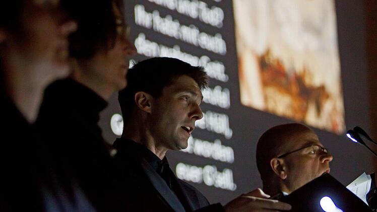 Die "Kleine Kantorey" und der Projektchor "Vox nova" beeindruckten bei ihrem gemeinsamen Auftritt in der Coburger Johanneskirche. Foto: Jochen Berger