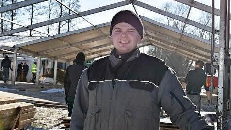 Manuel Truckenbrodt von der Landjugend freut sich schon auf das Wochenende. Alles ist vorbereitet.