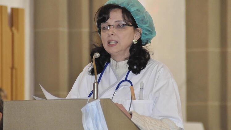 Bereits zum vierten Male organisierte Eva-Maria Petrik den Faschingsgottesdienst. Foto: Peter Klopf