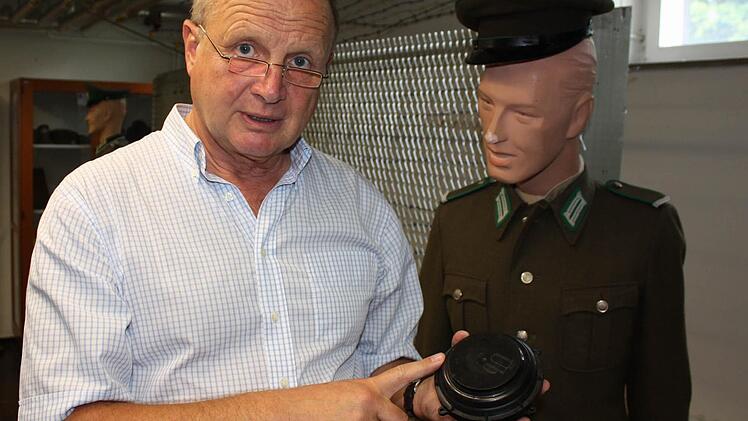 Das kleine Museum   enthält  Minen aus den  Sperranlagen. Manto zu Castell-Rüdenhausen würde noch heute nicht in die  Gebiete gehen.