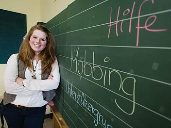 Eva-Maria Drießen (26) arbeitet seit Juli als Jugendsozialarbeiterin an der Adam-Riese-Mittelschule Bad Staffelstein. Ihr Aufgabenbereich ist vielfältig, reicht von Hilfe bei Mobbing bis hin zur Organisation von Veranstaltungen.  Foto: Hendrik Steffens