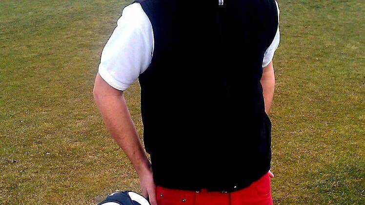 Einer der erfolgreichsten Sander Sportler ist Florian Straßheimer, der zur unterfränkischen Spitzenklasse der Amateur-Golfer zählt. Er wurde bei der Sander Sportlerehrung ausgezeichnet.  Fotos: Alfons Beuerlein