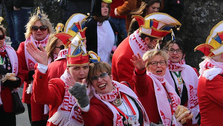 Faschingszug Schwärzelbach  Foto: Gerd Schaar