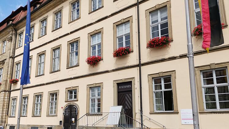Bamberg: Besuch in den Rathäusern - Maskenpflicht gilt weiterhin
