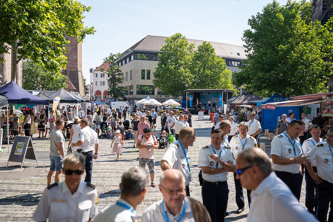 Motto: &bdquo;Sicherheit auf Landstra&szlig;en&ldquo;