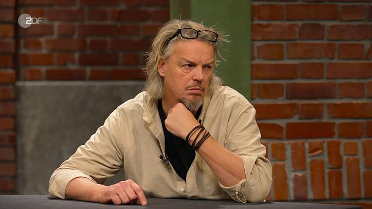 Jos van Katwijk waren die Stühle am Ende 550 Euro wert.