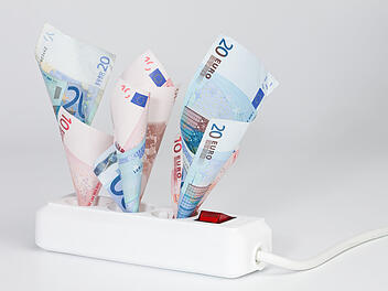 Strom, Stromsteuer, Geld, Euro, Verg&uuml;nstigung